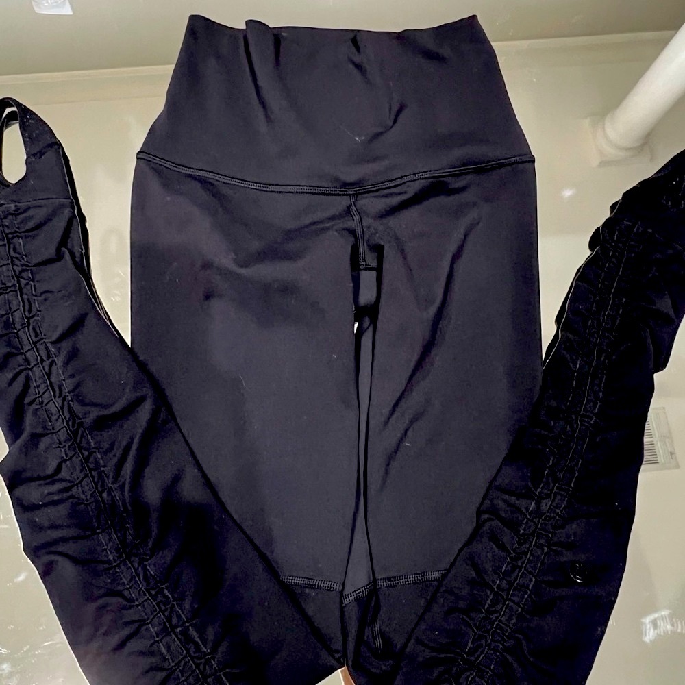 Lululemon leggings
